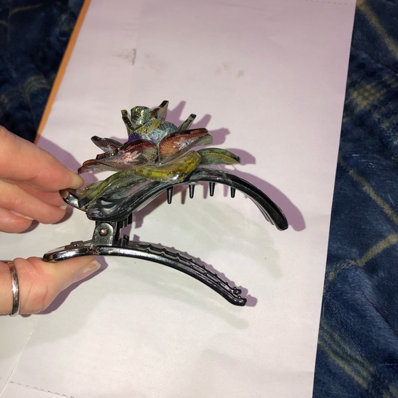 Gorgeous designer hair clip jaw claw accessory NEW - Picture 5 of 13